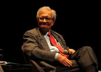 Business tycoons pledge support to Kerala to build a modern economy