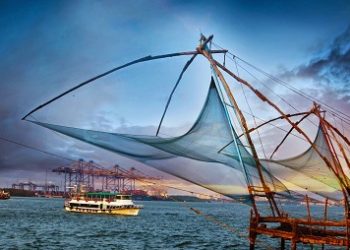 Come and invest in Kerala, Chief Minister tells Industry leaders