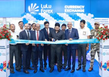 LuLuFin flies high; Opens 4 forex counters at Cochin International Airport