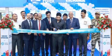 LuLuFin flies high; Opens 4 forex counters at Cochin International Airport